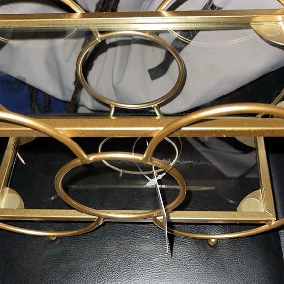 Bow table top shelf - Picture 3 of 6